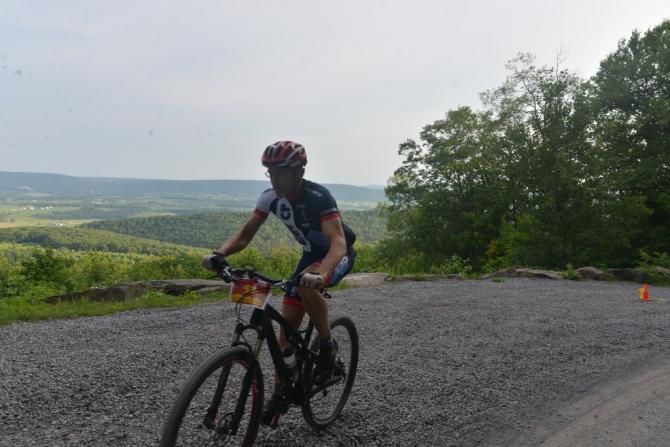Roger Masse (Team CF) climbing like a champion