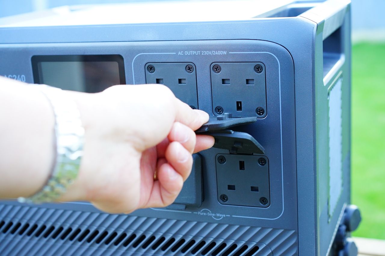 Bluetti AC240 during our review process