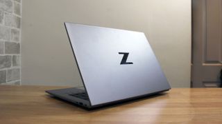 HP Zbook Firefly G9 14_back of laptop