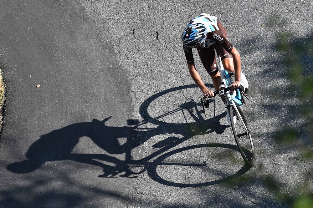 Romain Bardet makes his way to the finish.