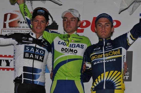 Manuel Medina keeps the lead in the general classification