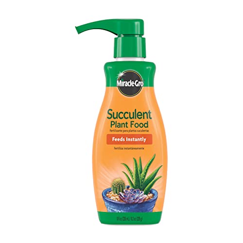Miracle-Gro Succulent Plant Food, Liquid Plant Food for All Indoor Succulents, Cacti, Jade Plants, Aloe Vera and More, 8 Oz.