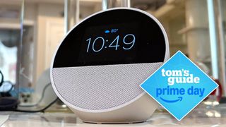 Echo Spot smart display shows time