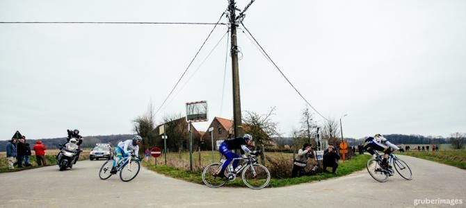 Juan Antonio Flecha takes a turn in the break