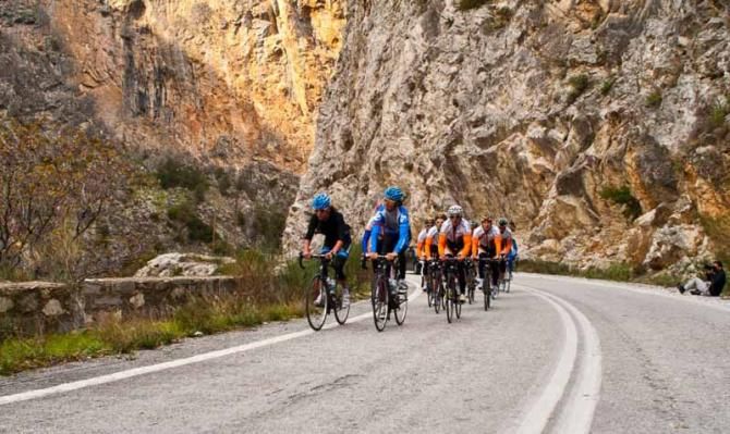 Thomas Dekker and Johan van Summeren of Garmin-Sharp lead the Greek Continental team SP Tableware in training
