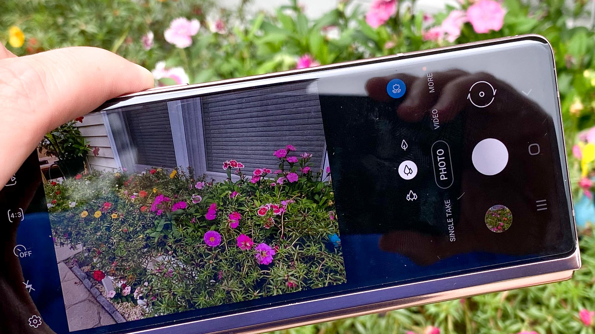 Samsung Galaxy Z Fold 2 review camera front display