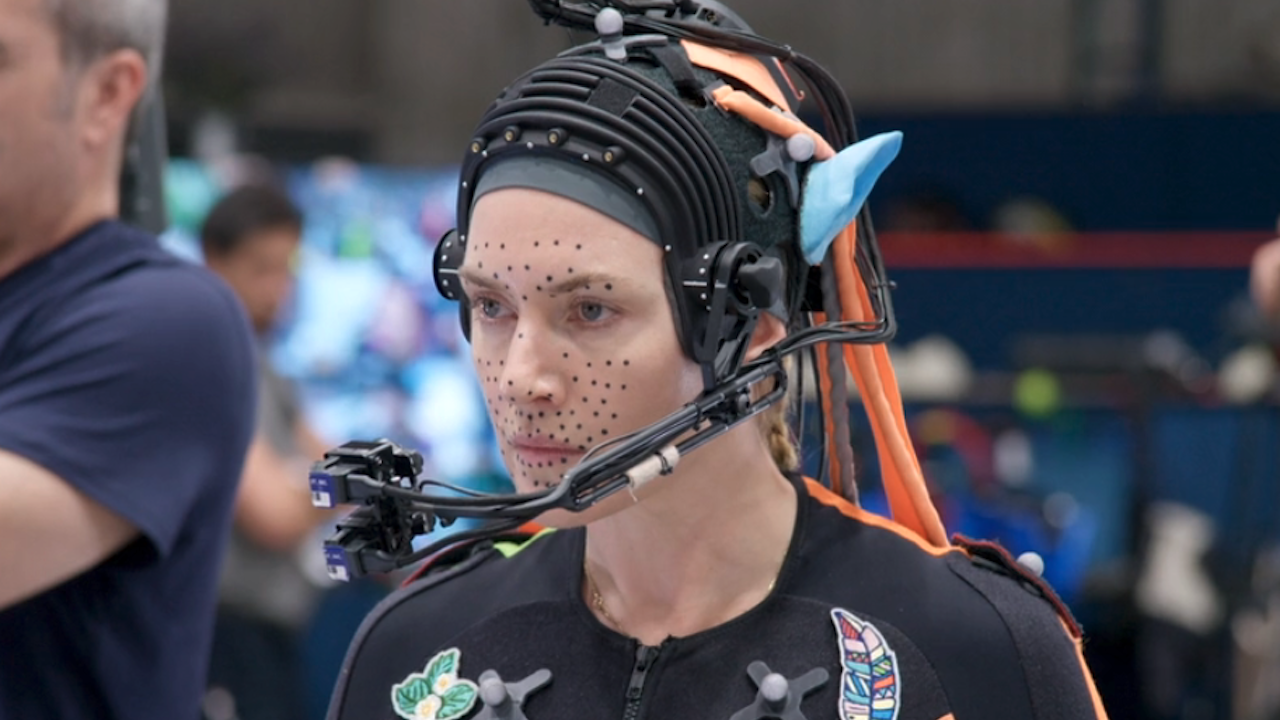 Kate Winslet in performance capture suit in Avatar: Fire And Ash bonus features
