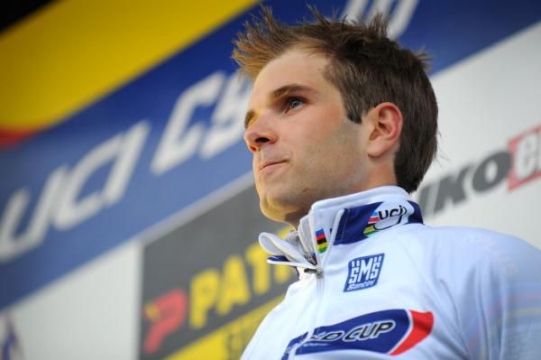 Niels Albert is now the top contender for the rainbow jersey after dominating in Hoogerheide