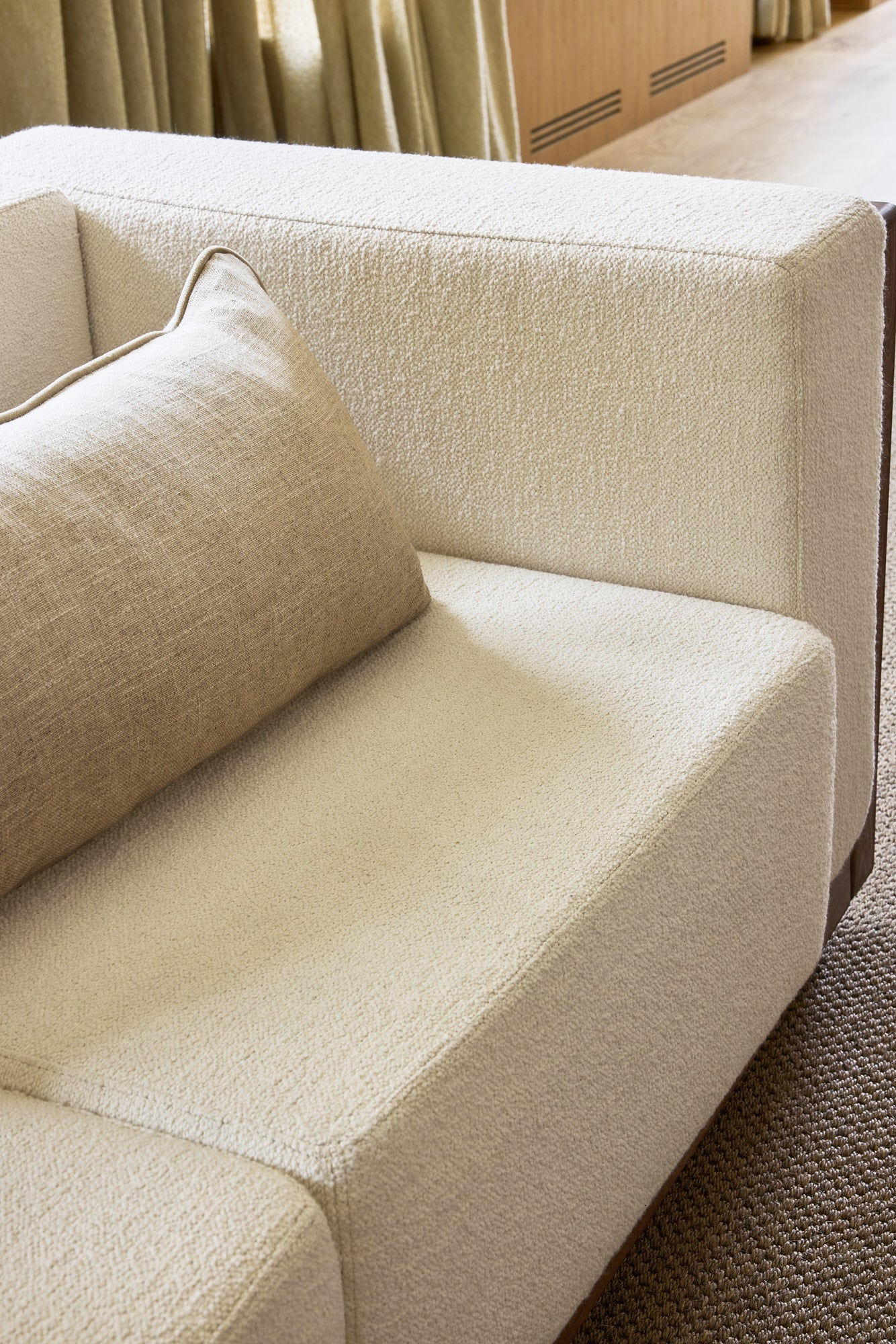 Woven Linen Pillow (sand)