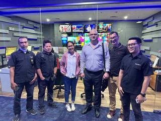 Trans TV staff and people involved in the deployment