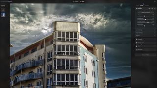 Screenshot of Skylum Luminar Neo photo editing software
