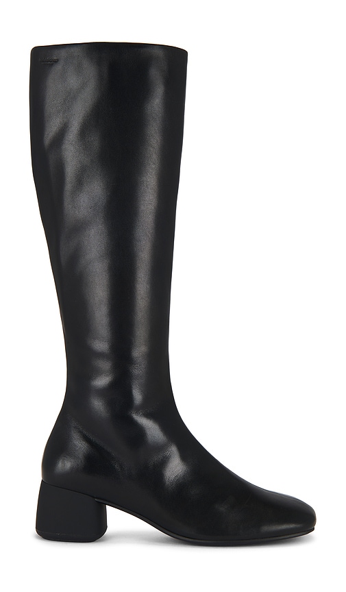 Livia Boots