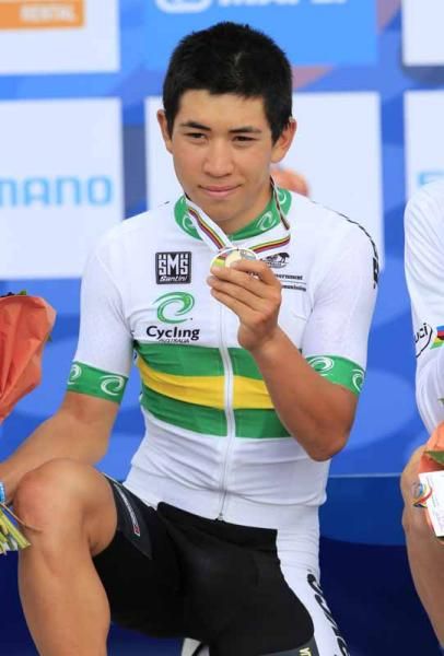 Caleb Ewan (Australia) shows his silver medal
