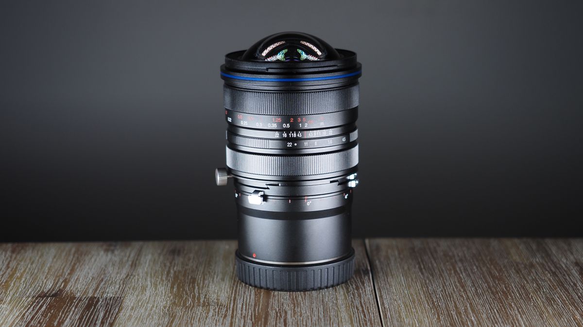 Laowa 15mm f/4.5 Zero-D Shift Lens