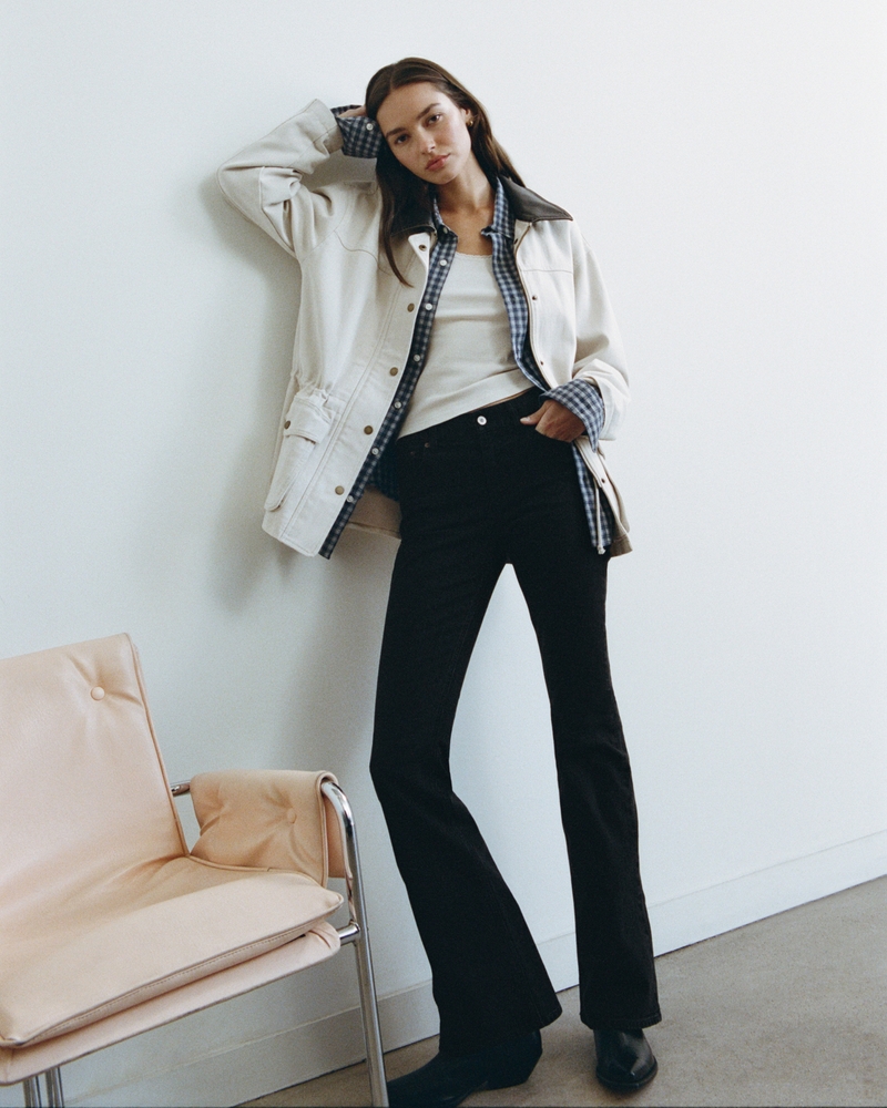 Mid Rise Bootcut Jean