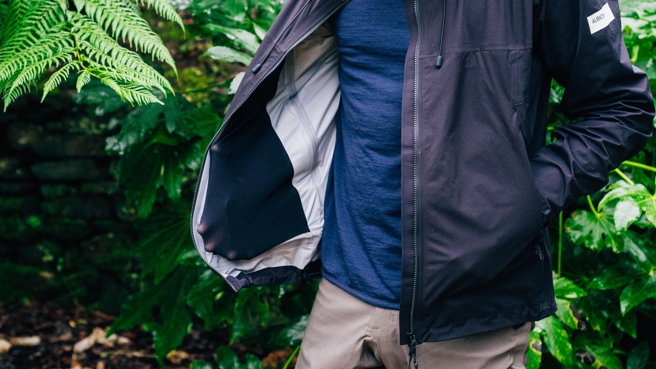 Albion Zoa rain jacket