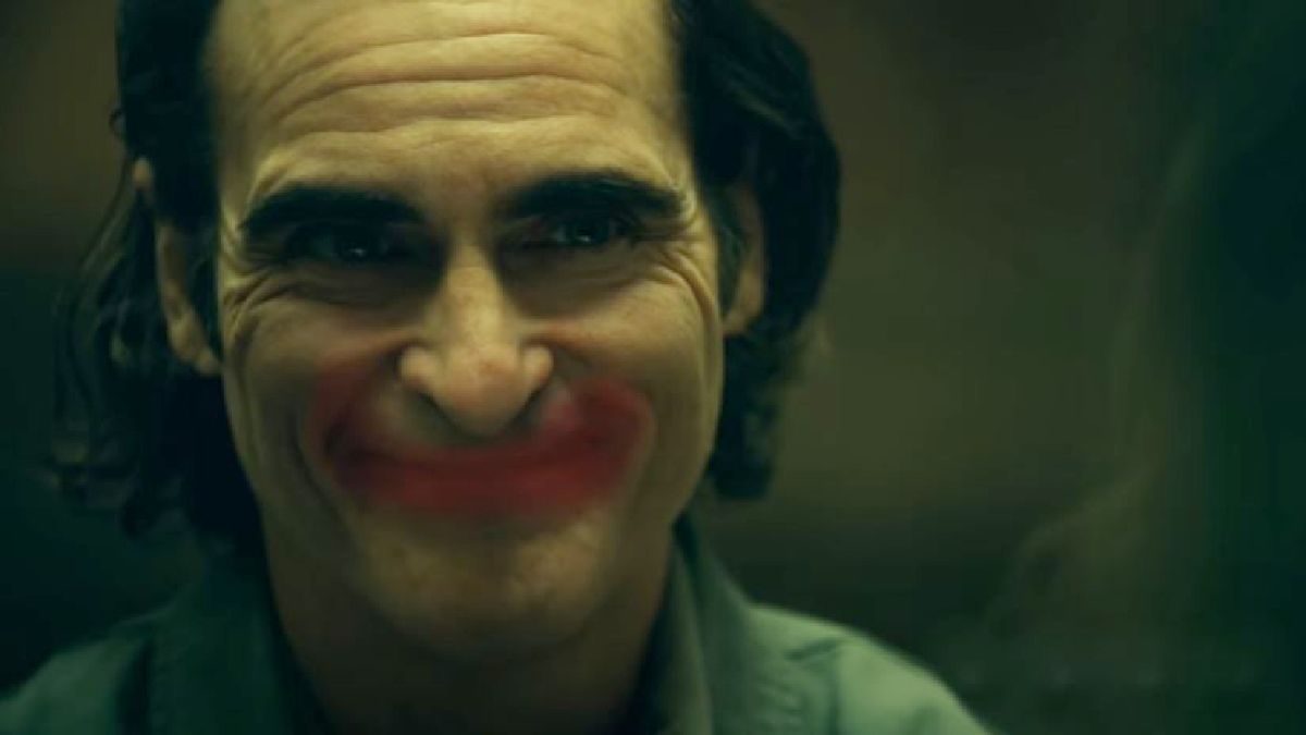 The Funny Joker Prank Joaquin Phoenix Pulled On His Co-Star’s Mom: ‘My Mum Screamed, Ran Away, And Woke Up My Dad’