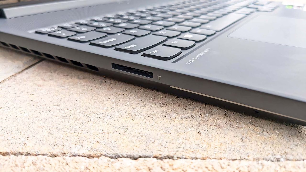Lenovo Legion 9i (Gen 8) left ports.