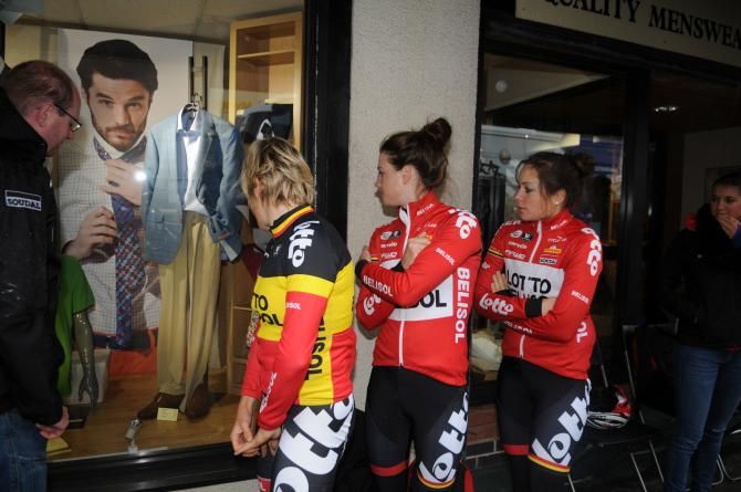 The Lotto Belisol ladies do some window shopping to escape the rain