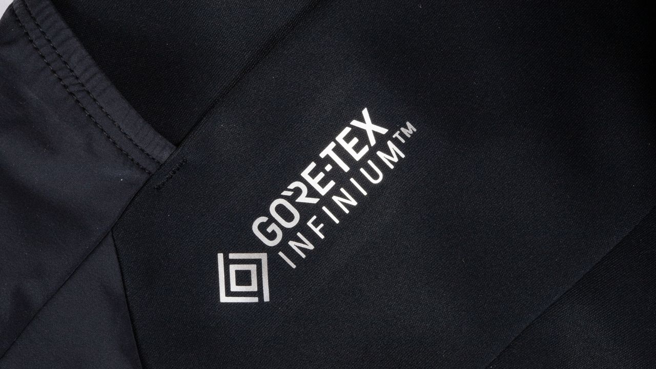 Rapha Pro Team Long Sleeve Gore-Tex Infinium Jersey infinuim tag