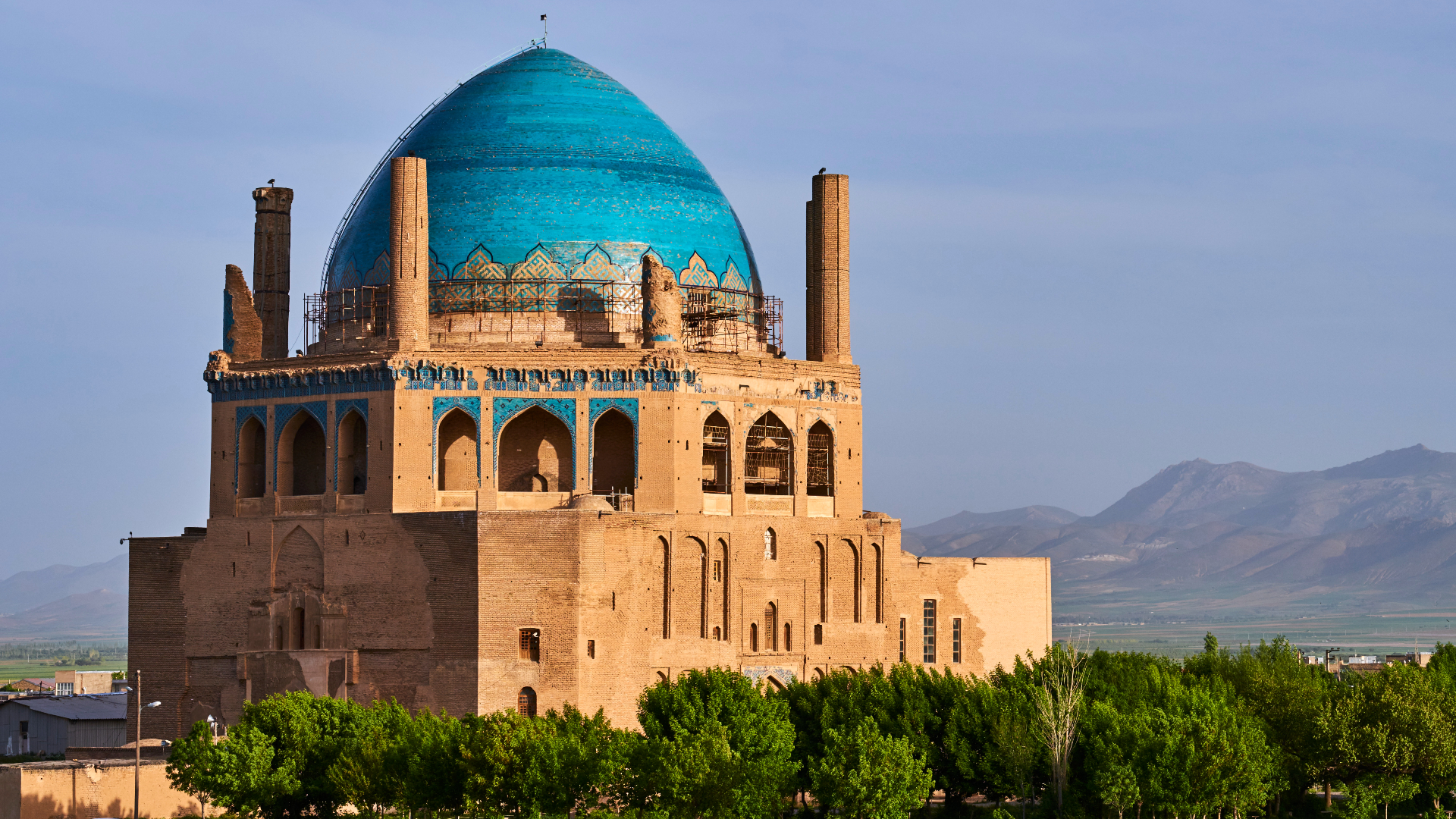 Oljeitu mausoleum in Soltaniyeh, Iran