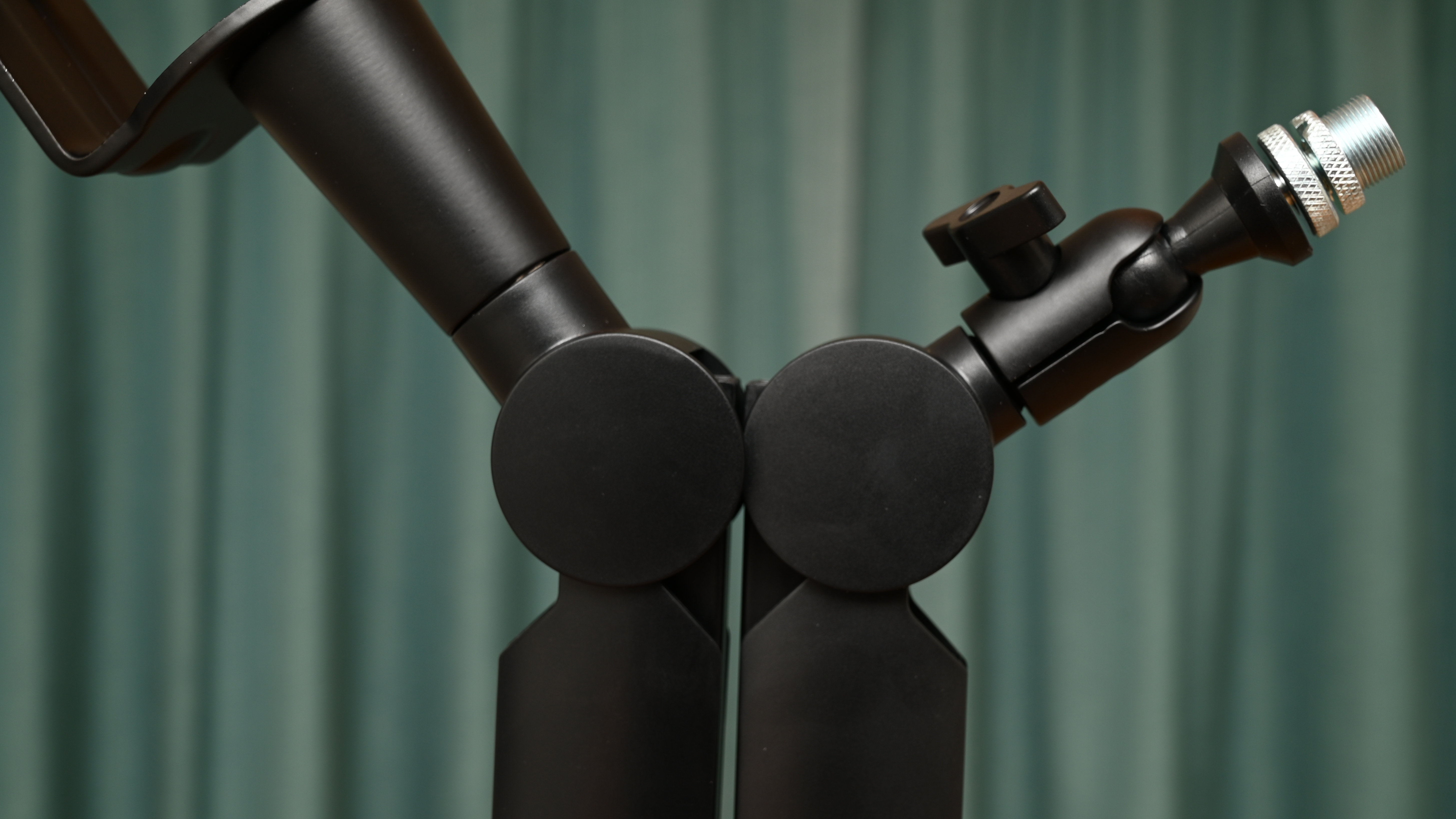 3 Legged Thing Annie professional studio microphone arm