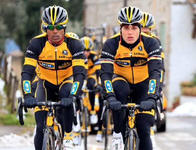 Debesay and Ciolek still on the front of the group