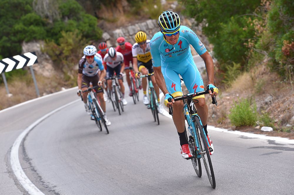 Luis Leon Sanchez (Astana) attacks the breakaway