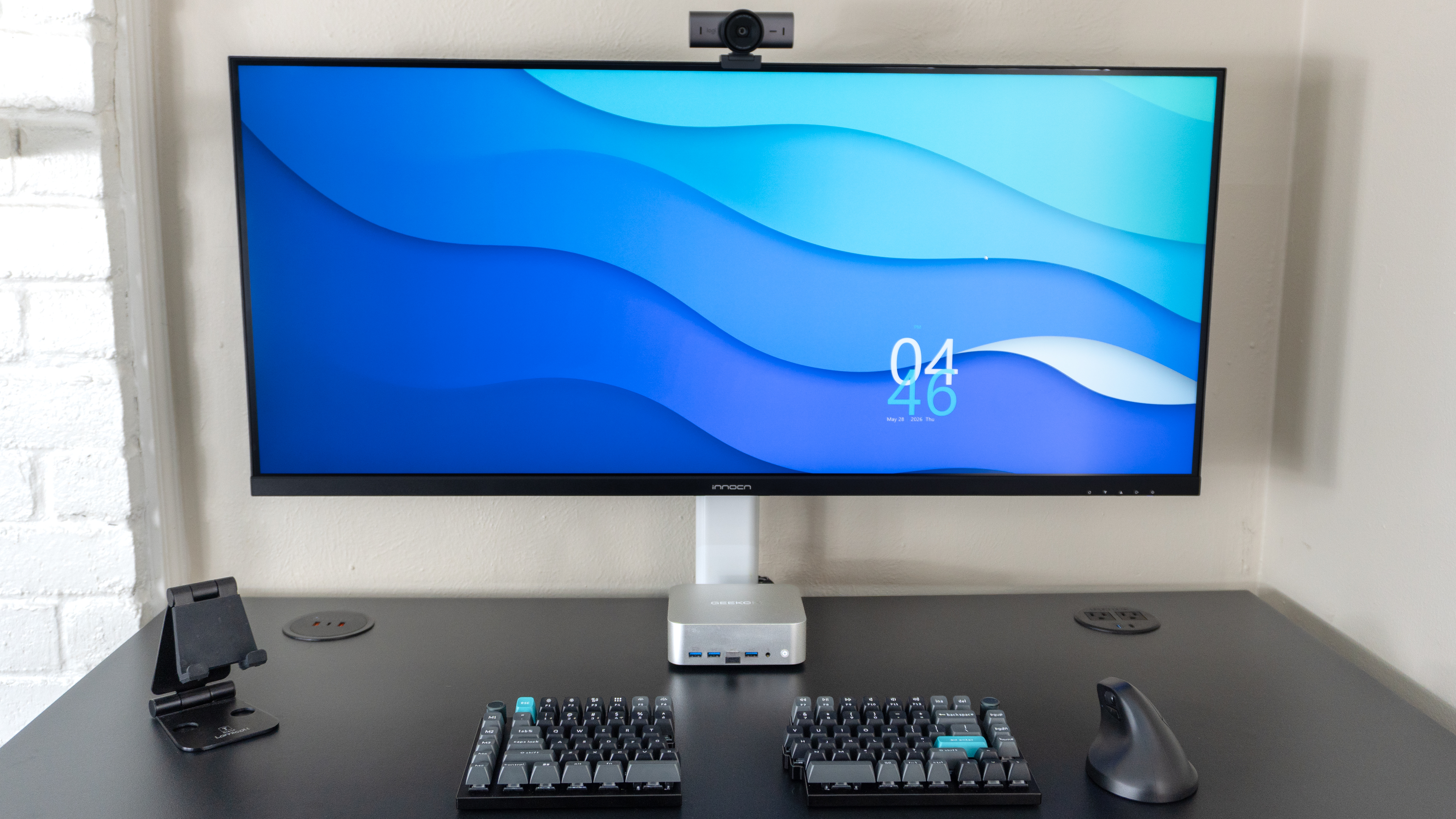 A desk setup built around the Geekom A9 Max 2026 Edition