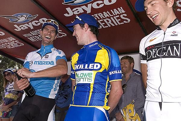 Men's podium (l-r): Stage winner Greg Henderson (Mazda), Chris Sutton (2nd,Skilled/Lowe Farms) and Daniel Braunsteins (3rd,Team Delgani Cycling Caf&eacute;) share a moment on the podium in Geelong.