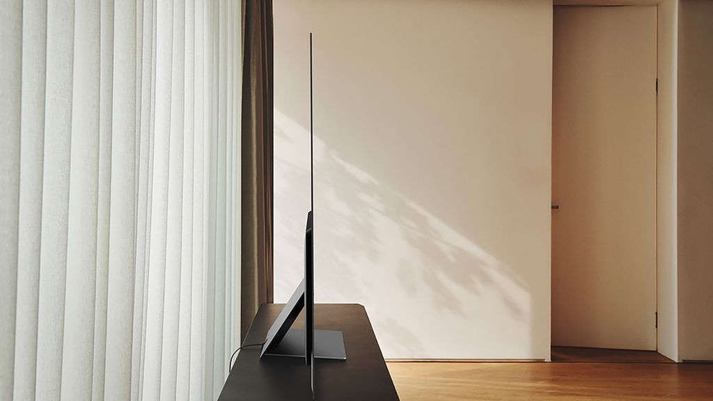Samsung S95B review: top TV performance from next-gen QD OLED tech ...