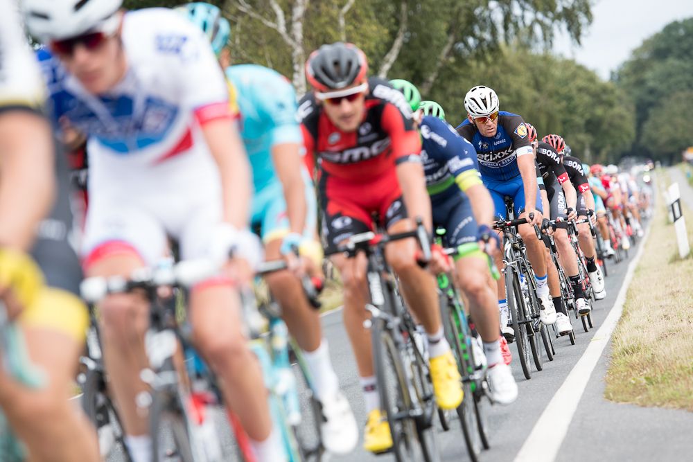 Athletes ride in the pack during the Euroeyes Cyclassics Hamburg