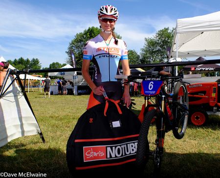USA Marathon Champion Rose Grant (Stan&rsquo;s NoTubes/ Pivot)