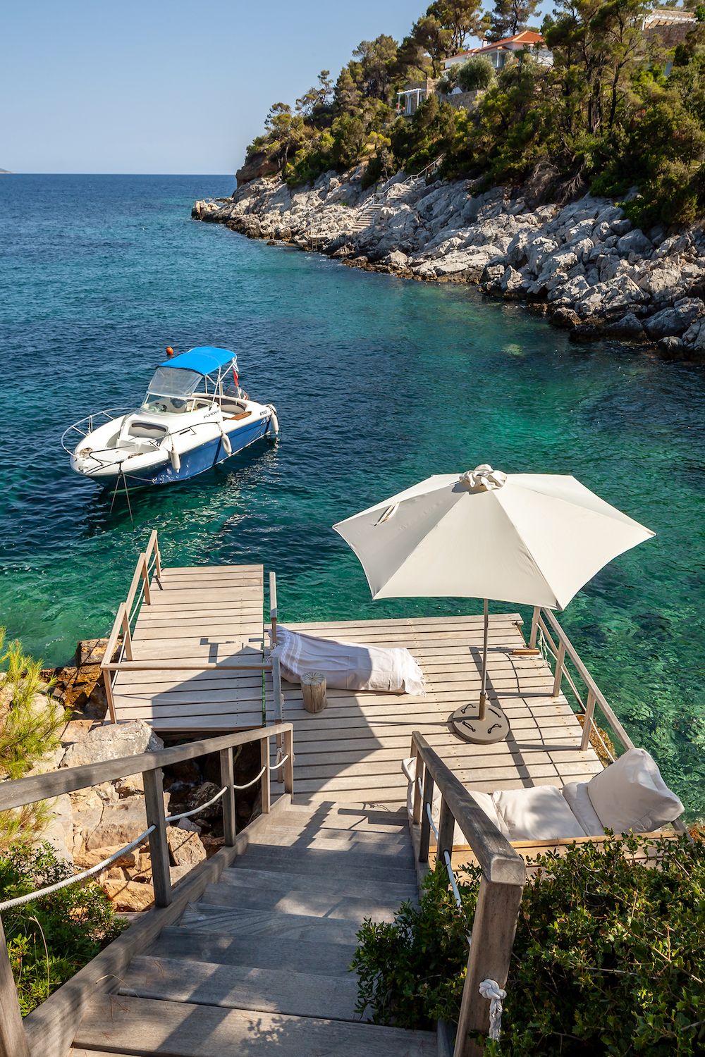 Explorez une maison de vacances vraiment élégante dans les îles grecques