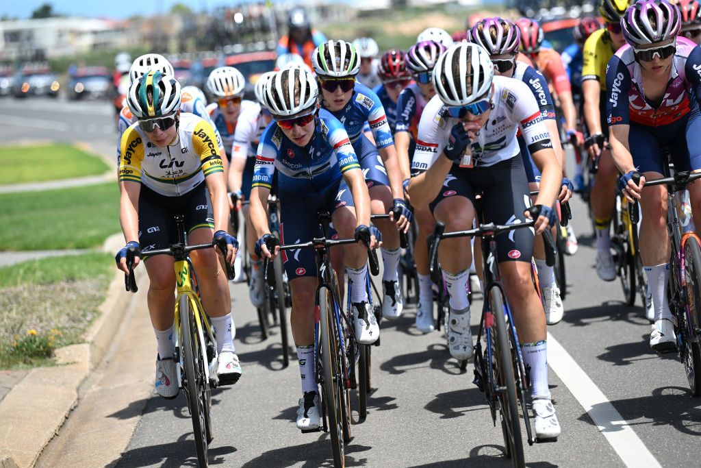 Ruby Roseman-Gannon (Liv AlUla Jayco), Sarah Gigante and her AG Insurance-Soudal teammate Ally Wollaston in the peloton