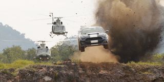 F9 helicopsters chase a car