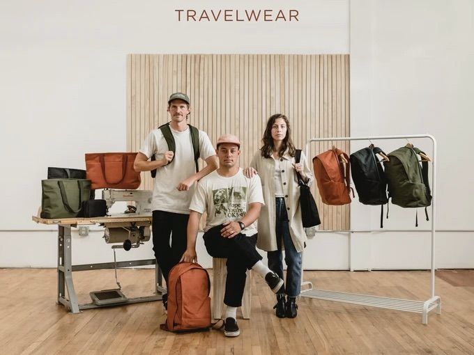 Moment Travelwear