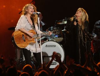 Musicians Taylor Swift and Stevie Nicks perform onstage during the 52nd Annual GRAMMY Awards held at Staples Center on January 31, 2010 in Los Angeles, California