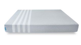 Casper vs Leesa mattress: an image showing the Leesa mattress