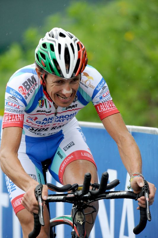 Franco Pellizotti looks to be in a world of pain in the Polsa time trial