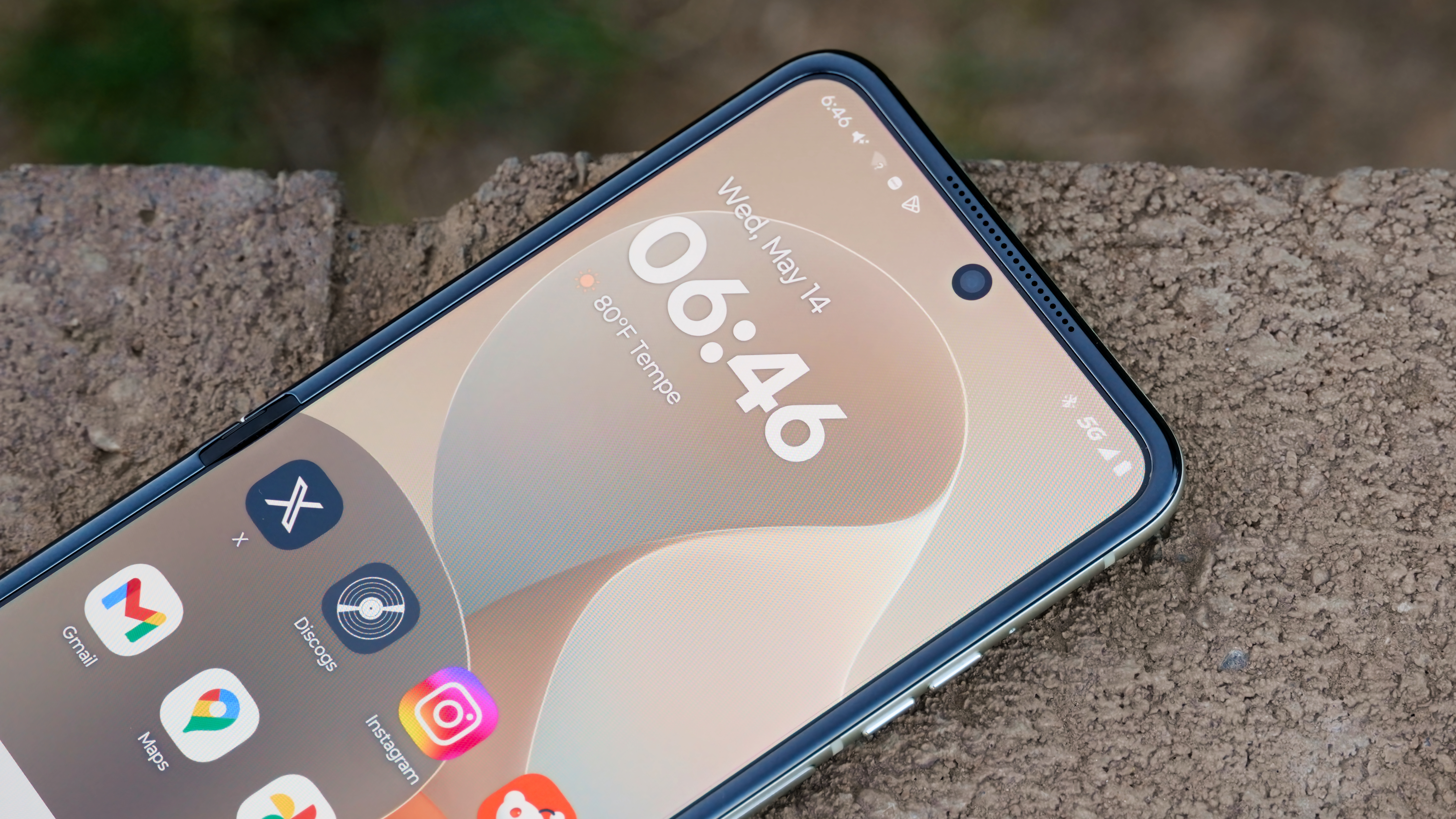 A close-up of the Motorola Razr 2025's main display.