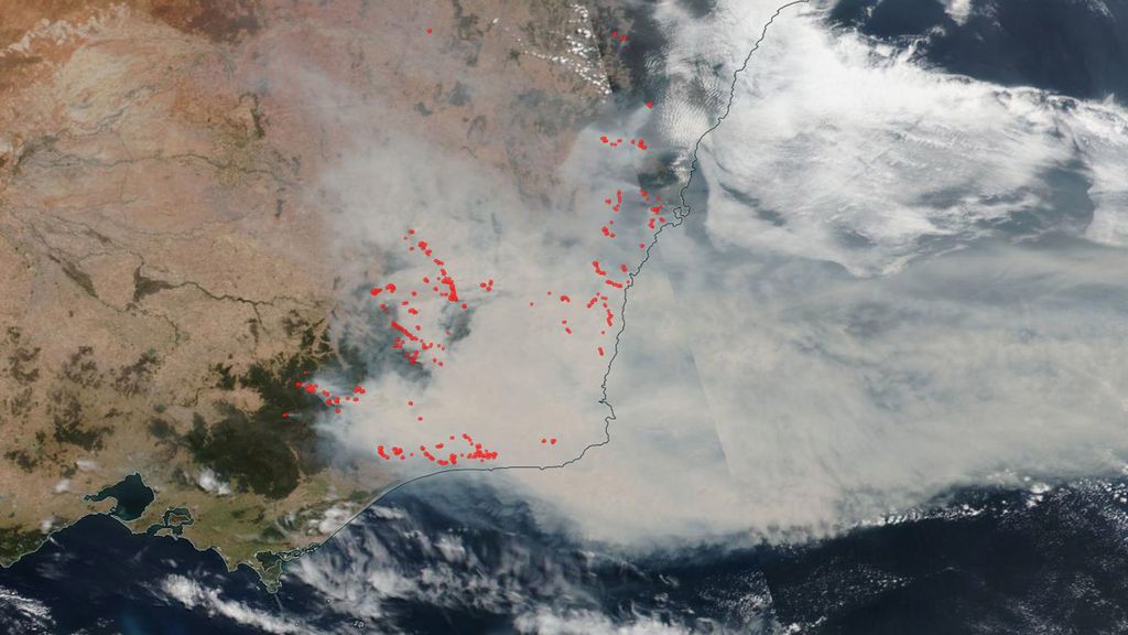Australia's Deadly Wildfires in Photos: The View from Space