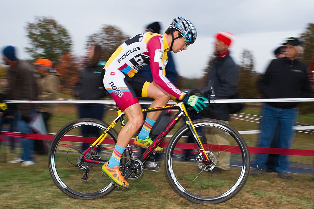 Allen Krughoff (Noosa) in the chase roup.