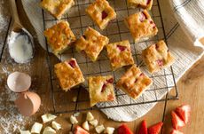 Strawberry and macadamia blondies