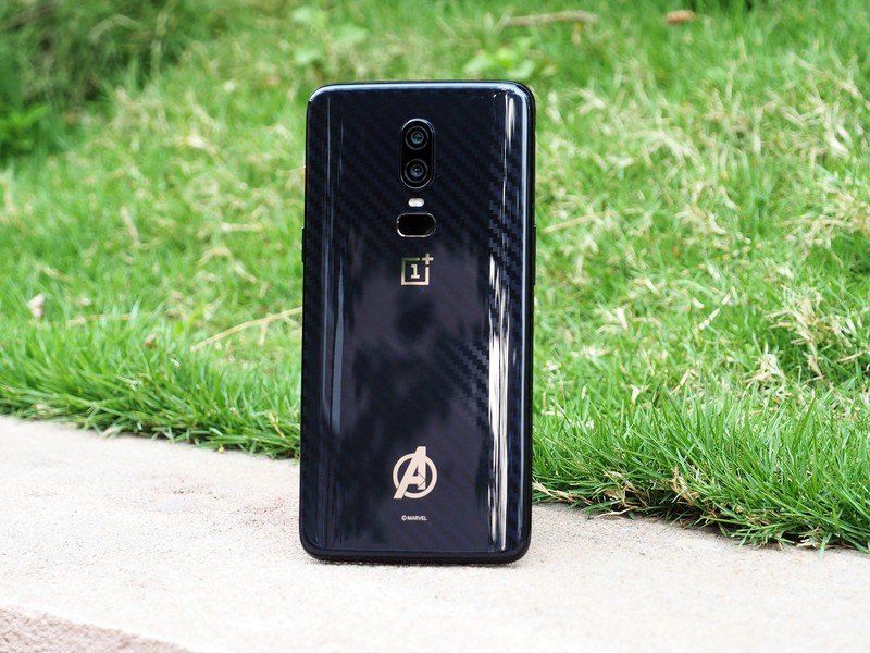 OnePlus 6 Avengers
