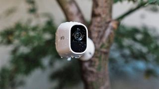 En iyi ev güvenlik kameraları: Arlo Pro 2. Kredi: Arlo