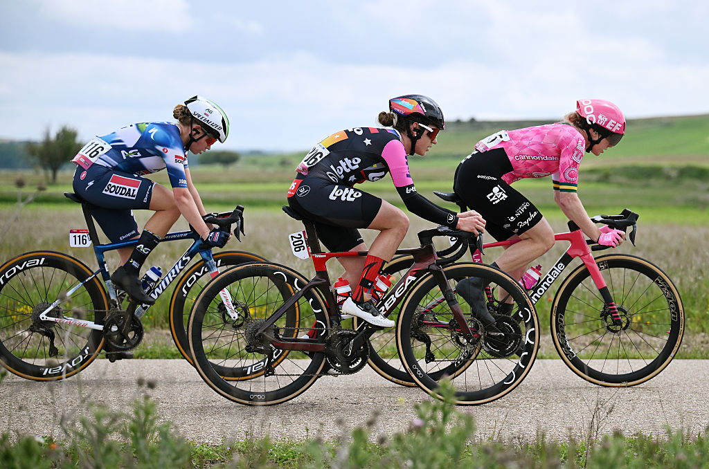 BALTANAS SPAIN MAY 09 LR Nicole Steigenga of Netherlands and Team AG Insurance Soudal Lea Lin Teutenberg of Germany and Team Lotto Ladies and Sarah Roy of Australia and Team EF EducationOatty compete in the breakaway during the 11th La Vuelta Femenina 2025 Stage 6 a 1267km stage from Becerril de Campos to Baltanas UCIWT on May 09 2025 in Baltanas Spain Photo by Szymon GruchalskiGetty Images