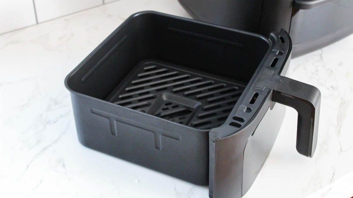 Midea 11-Quart Two-Zone Air Fryer