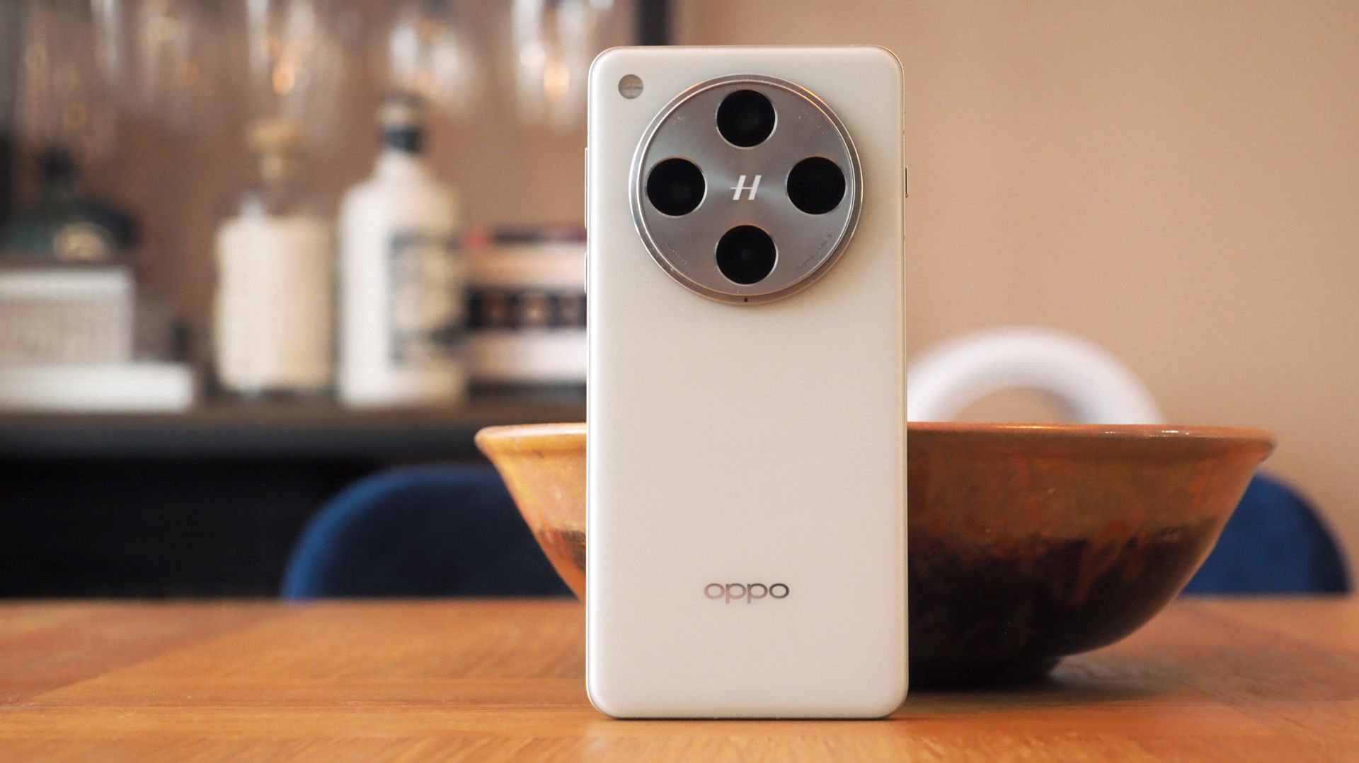 Oppo Find X8 Pro review: back with a bang | T3