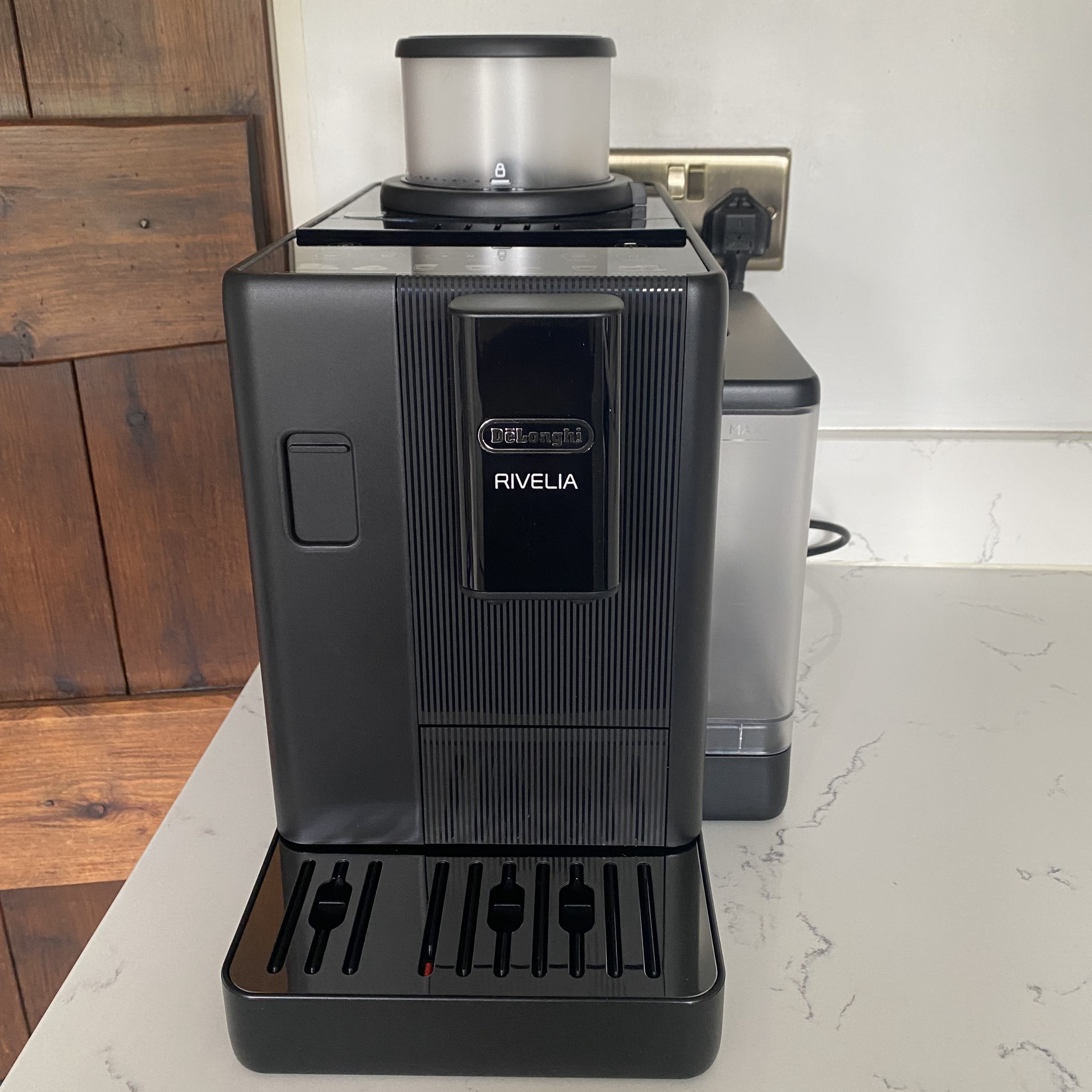 De'Longhi Rivelia Start coffee machine setup before use
